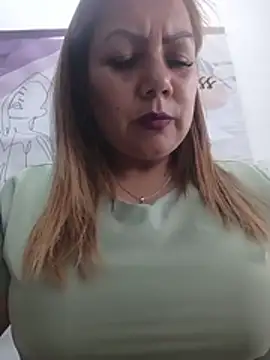 -Zoe-1's Live XXX Chat