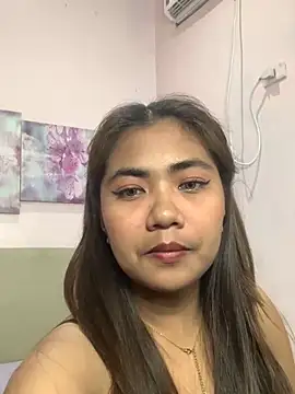 YaraSmith's Live XXX Chat