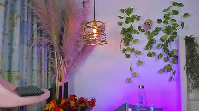 Quiinn_bx's Webcam Show