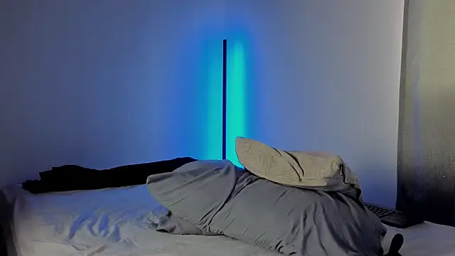 WhatsUpMike – Naživo XXX chat