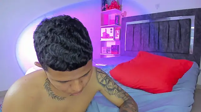 Chat XXX en directo de StevenSmith18