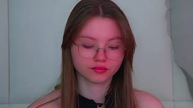 KeiraAsti's Live XXX Chat