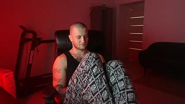 XXX chat uživo modela Igor_Wilde
