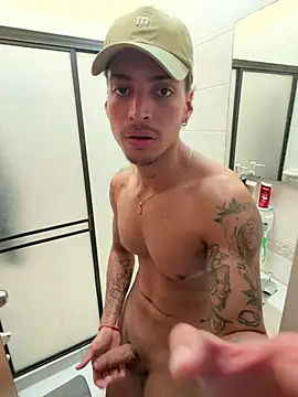 KAIRUIZ – Naživo XXX chat