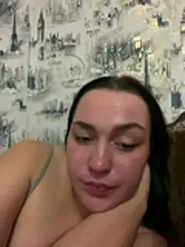 Živý XXX chat Karoline_Fran