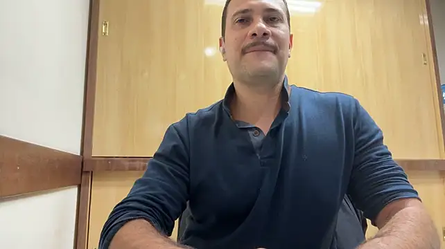 rick503835 live XXX chat