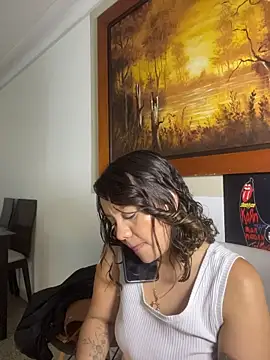 EmmaXXX_ Chat XXX live