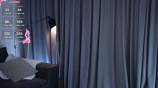 IsaStootsのライブXXXチャット