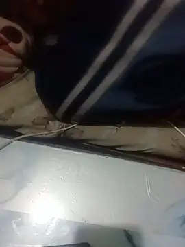 צ'א ט XXX בשידור חי של Simran_008