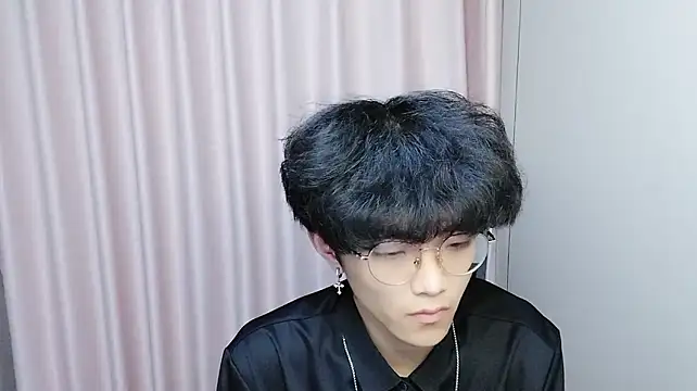 wssoo11 Chat XXX live