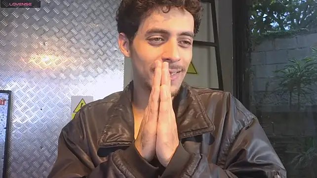 Chat +18 de Jeey_Bee ao vivo
