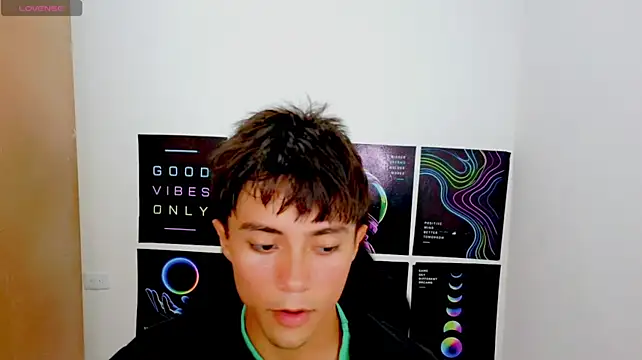 Timmy_latin7 লাইভ XXX চ্যাট