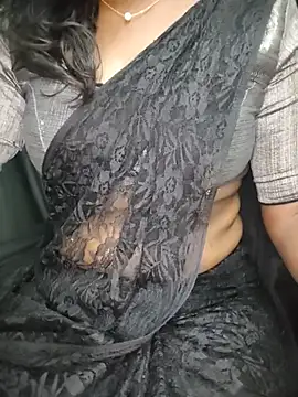 Tamilmallu-duskygirl03 Adlı Modelin Canlı XXX Sohbeti