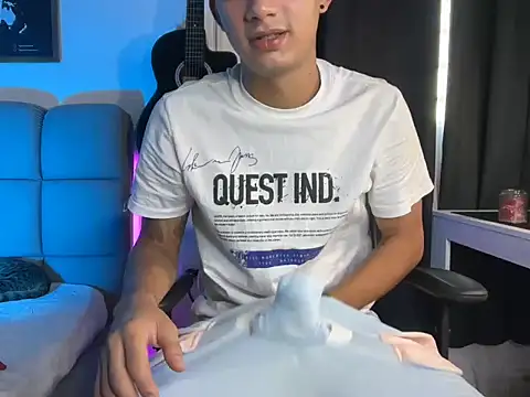 Онлайн чат XXX Soydaniel_naughty
