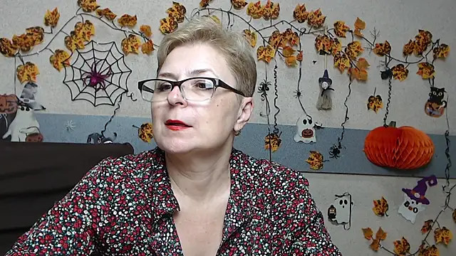 EmiliaGree Chat XXX in diretta