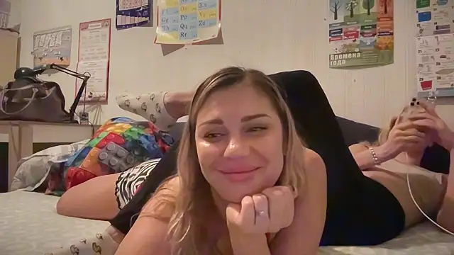 Alisa2000 Adlı Modelin Canlı XXX Sohbeti
