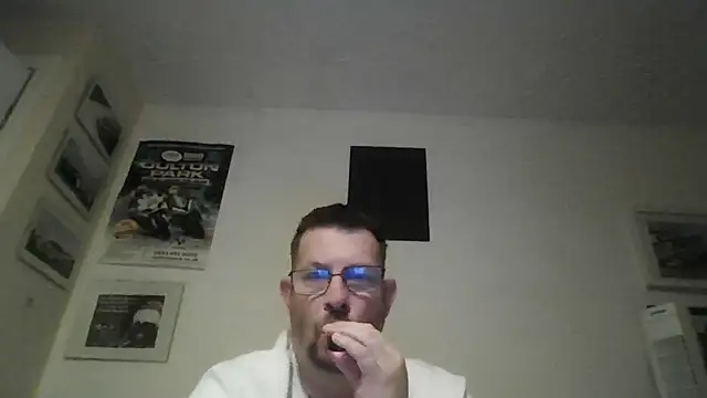 BigWelshPete's Live XXX Chat