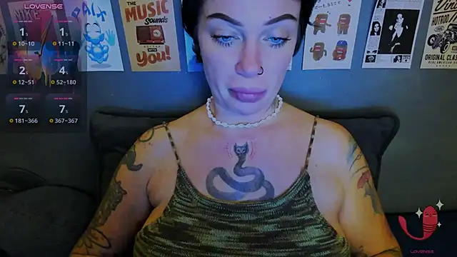 EllieOz's Live XXX Chat