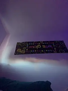 Chat +18 de GusanoDelicioso ao vivo