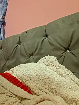 Khelmi Adlı Modelin Canlı XXX Sohbeti