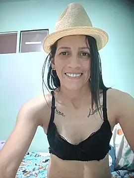 Chatroom XXX en direct de Vikyhot27