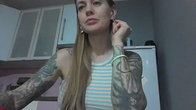 Alveriai Adlı Modelin Canlı XXX Sohbeti