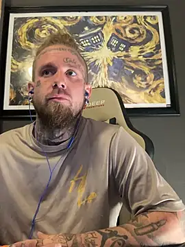 Smokebluntafterblunt's Webcam Show