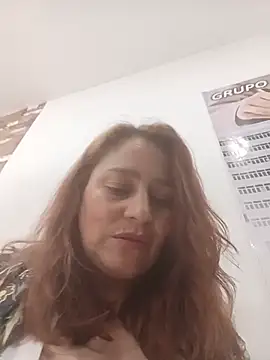 Chat XXX ao vivo de LUISA--30
