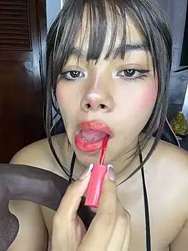 Chat +18 de Kykydoll ao vivo