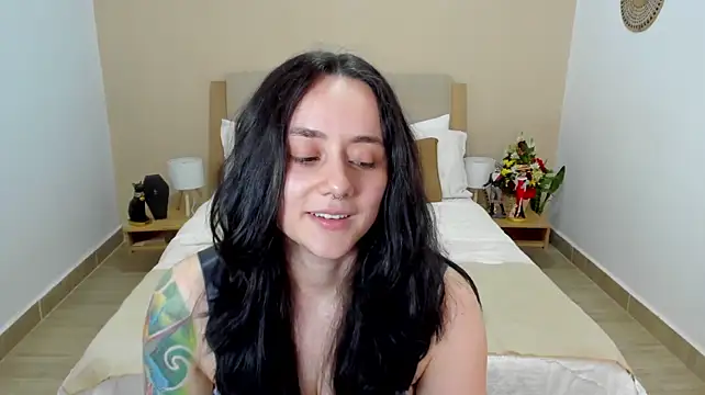 KatherineBond's Live XXX Chat