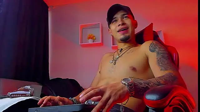 Demond_Mastern Live XXX chat