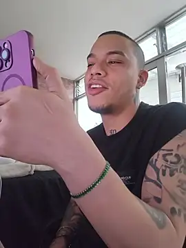 Chat XXX en directo de AlphaMasterXxx