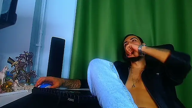 Chat XXX en directo de ArroganceKING
