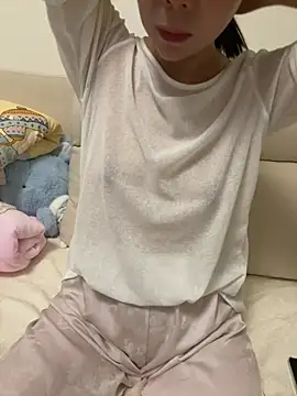Yatou-bb 网络视讯表演