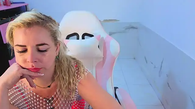 HannaBrave Live XXX-Chat