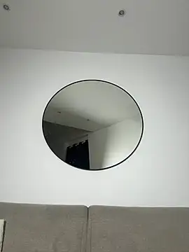 XXX chat uživo modela Milou-