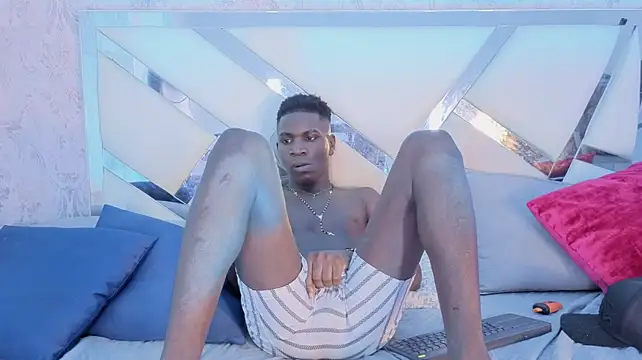 Chat XXX ao vivo de zayn_black_