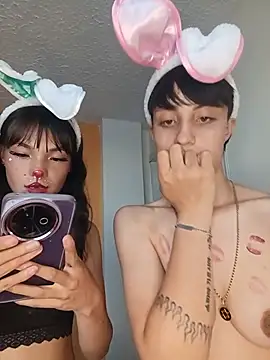 Angelaluxx Chat XXX live