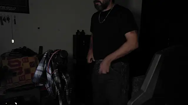 הופעת וובקאם של DevilPup75_