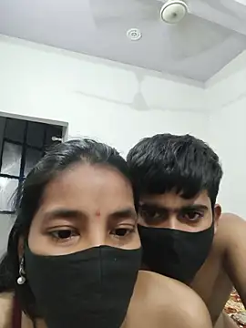 Crazycpl__1's Live XXX Chat
