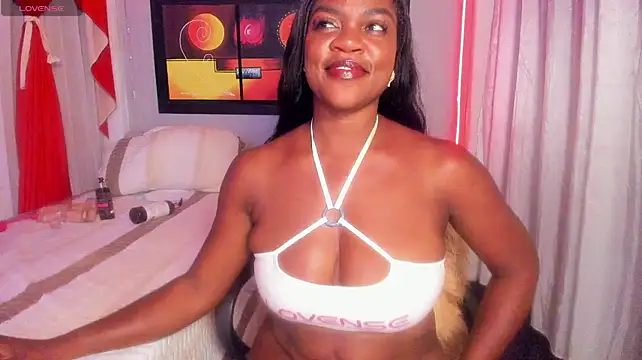 Camilfire's Live XXX Chat
