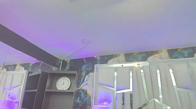 rave_connor's Live XXX Chat