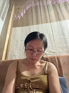 Kiss_love2 Adlı Modelin Canlı XXX Sohbeti