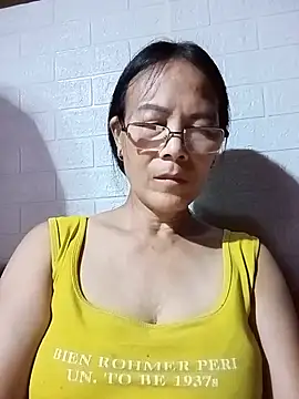 toyo_668 Adlı Modelin Canlı XXX Sohbeti