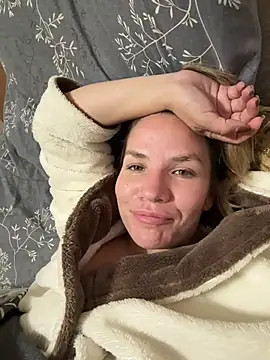 Czat XXX na żywo – Mia_Case