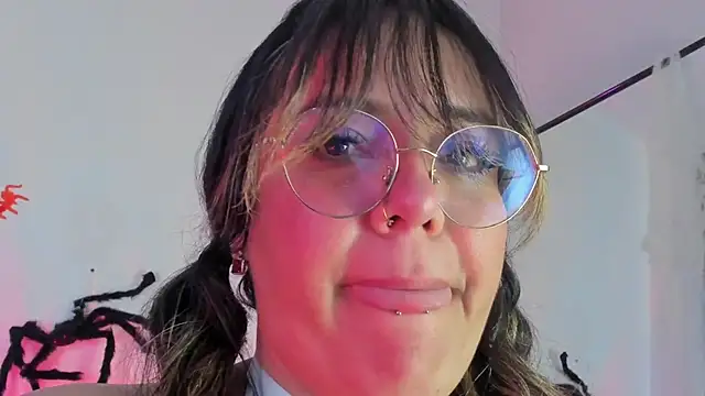 miaapril Chat XXX live