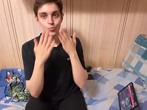 HandsomeTrouble Live XXX-Chat