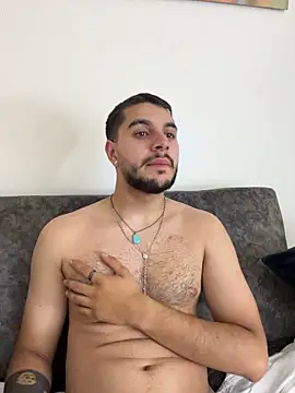 AmadeoWild 라이브 XXX 채팅