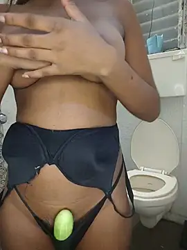 sofia-077 Adlı Modelin Canlı XXX Sohbeti