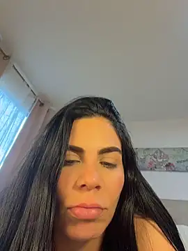 valecruz903 XXX чат на живо